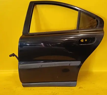 Volvo S60 Rear door
