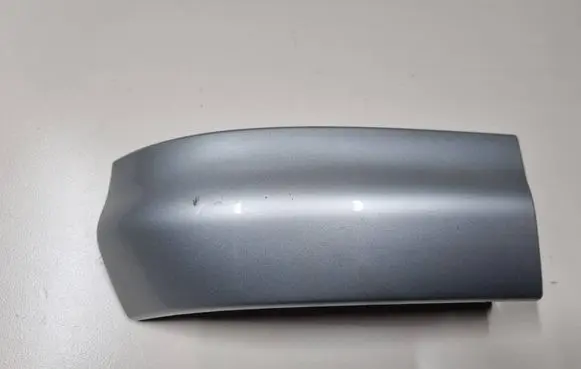 Opel Zafira A Rear/tail light trim molding 90580803 8062860