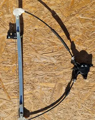 Mazda 5 Sliding door electric window regulator 