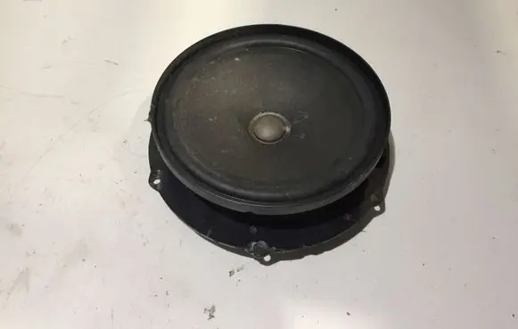 Skoda Octavia Mk2 (1Z) Front door speaker 5L0035411A