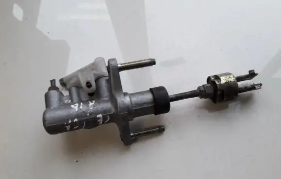 Toyota Celica T230 Clutch master cylinder