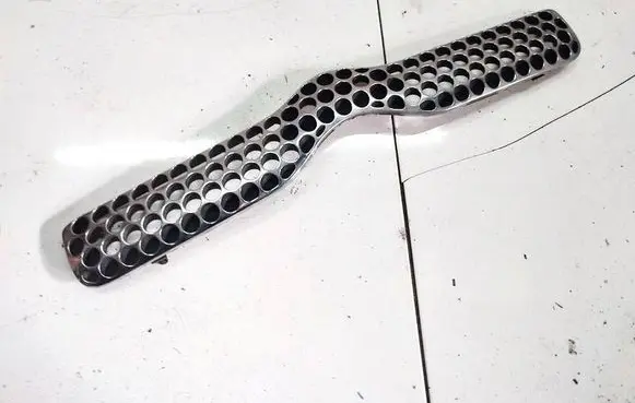Toyota Yaris Front grill 
