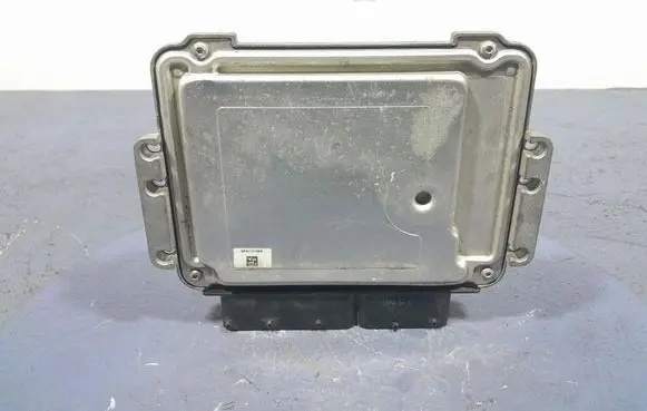 Fiat Bravo Engine control unit/module ECU 51809689