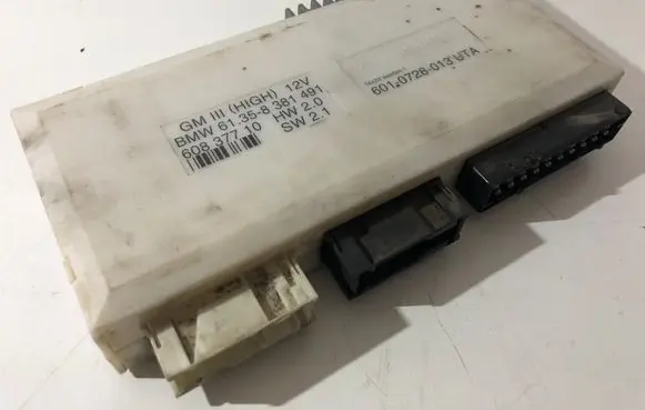 BMW 5 E39 Comfort/convenience module 61358381491 8381491