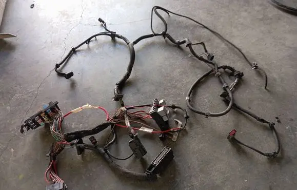 Volkswagen Transporter - Caravelle T5 Engine installation wiring loom 7L0906385A