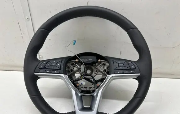Nissan Leaf II (ZE1) Steering wheel
