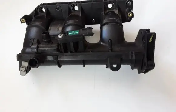Renault Captur Intake manifold H8201192544
