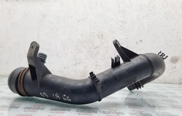 Audi A3 S3 8L Intercooler hose/pipe 1J0129654C