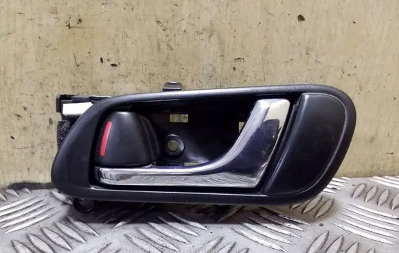 Rear door interior handle