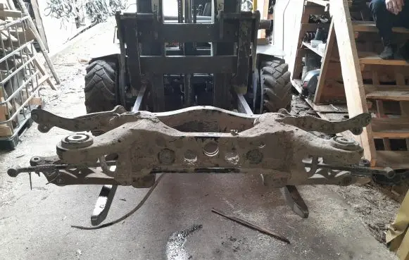 Mercedes-Benz ML W164 Rear subframe NOCODE