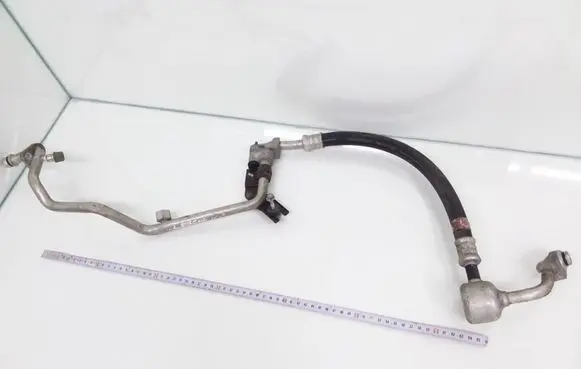 Lexus IS 220D-250-350 Air conditioning (A/C) pipe/hose