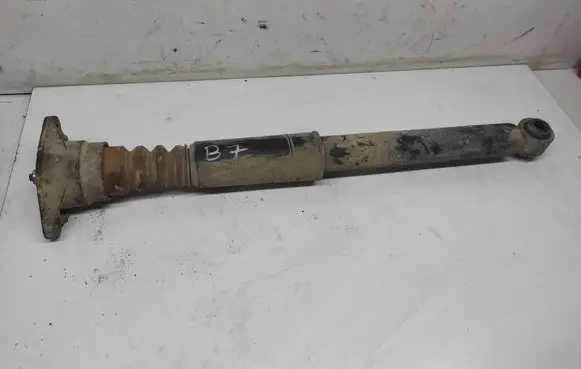 Audi A4 S4 B7 8E 8H Rear shock absorber/damper 00462204 DSF008G
