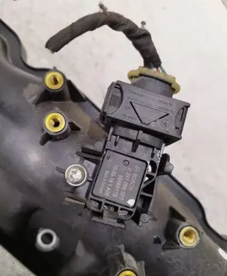 Opel Insignia A Intake manifold 0281006077 55571993