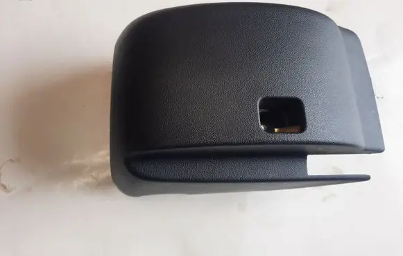 Steering wheel column trim