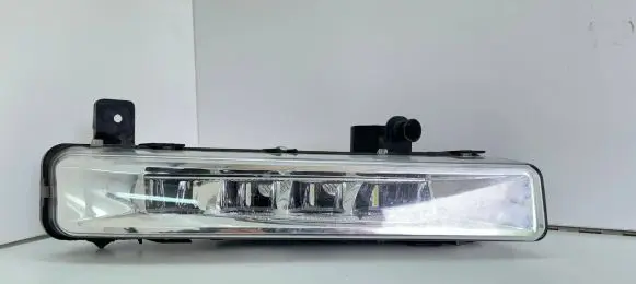 BMW 5 G30 G31 Front fog light 90051531