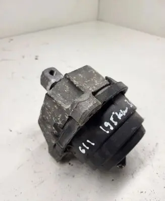 BMW 7 G11 G12 Engine mount bracket 6860478 16071613