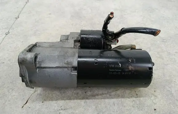 Audi A4 S4 B6 8E 8H Starter motor 068911024H