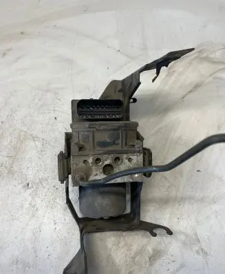 Ford Mondeo MK IV ABS Pump 2901822411