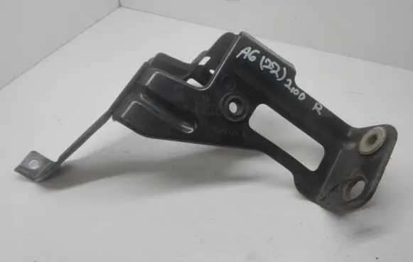 Audi A6 S6 C6 4F Intercooler pipe mounting bracket 03G131529B