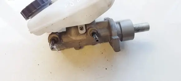 Citroen Xsara Master brake cylinder 21028799