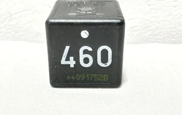 Volkswagen Golf VI Other relay 1K0951253A PA66GF25 V23134J52X430