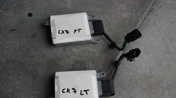 Mazda CX-7 Light module LCM 173KM