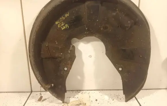 Audi A4 S4 B7 8E 8H Rear brake disc plate dust cover 8E0615612J