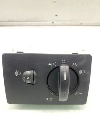 Ford Focus Light switch 4M5T13A024MA