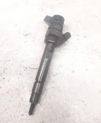 BMW 5 F10 F11 Fuel injector 0445110 7810702 478