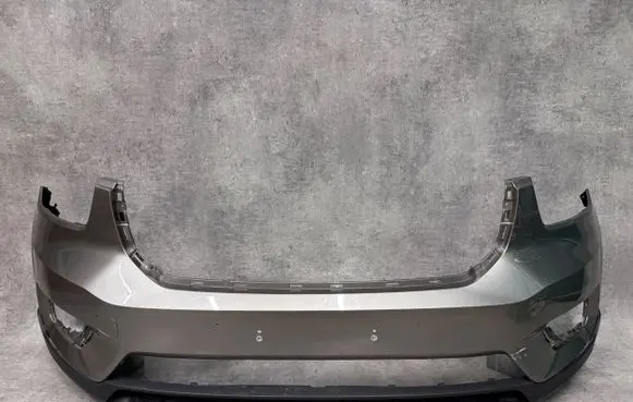 Volvo XC40 Front bumper 8W6807437 NULL