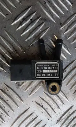 Mercedes-Benz B W245 Exhaust gas pressure sensor A0071536128 0282006025