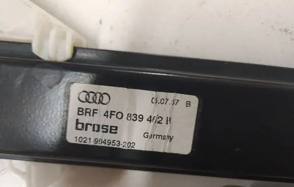 Audi A6 S6 C6 4F Rear door window regulator with motor 4F0839462B 4F0959802C