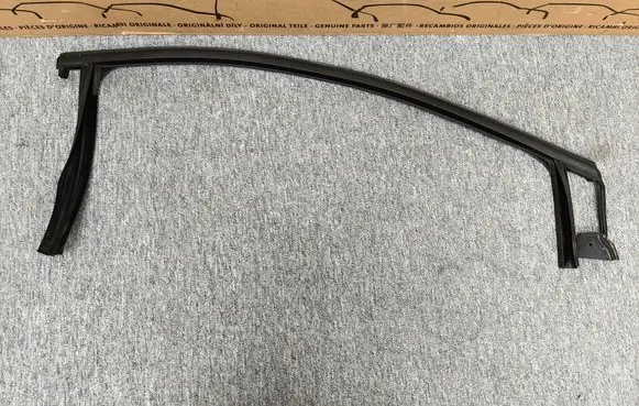 Fiat 500 Abarth Rubber seal front door window/glass 52093002 52061021