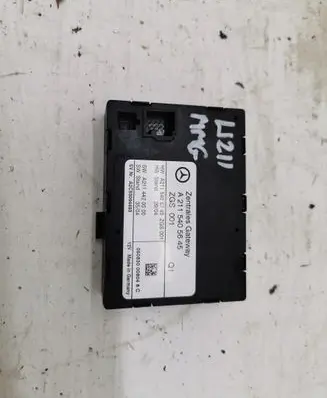 Mercedes-Benz E W211 Gateway control module A2115405645