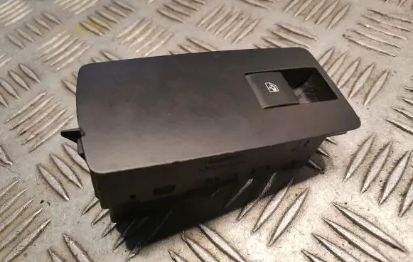 Opel Insignia A Electric window control switch 13301886