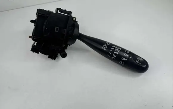 Toyota Yaris Wiper control stalk 173647