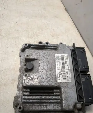 Ford Fiesta Engine control unit/module C1B112A650EG CV6A12B684BB 0261S09698