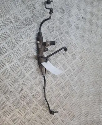 Land Rover Discovery 3 - LR3 Fuel main line pipe A2C20001297