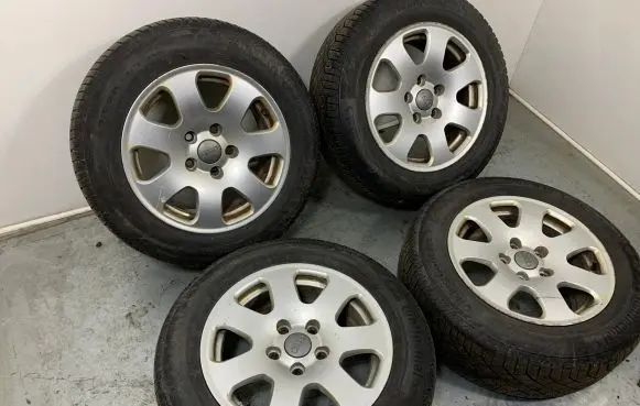 Audi A4 S4 B6 8E 8H R15 alloy rim 8E0601025