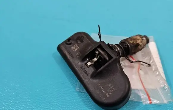 Tire pressure sensor