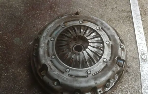 Nissan Primastar Clutch set kit 8200900112