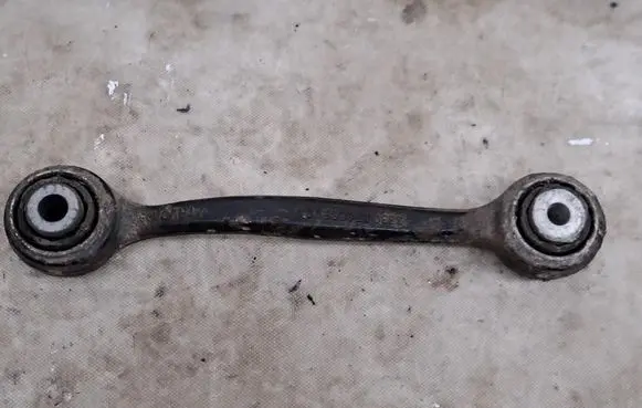 BMW X3 F25 Rear control arm 6786991