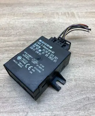 BMW 7 E38 Immobilizer control unit/module 8371351 5393201
