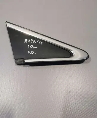Toyota Avensis T270 Fender end trim 
