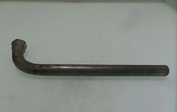 Volkswagen PASSAT B5 Wheel nut wrench 4D0012219A