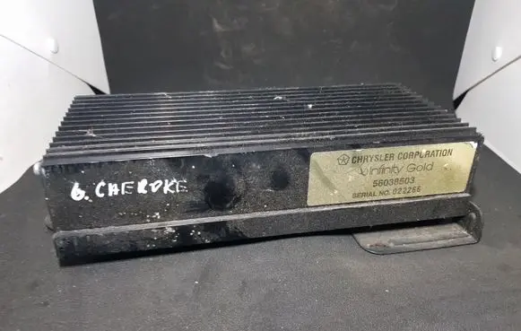 Jeep Grand Cherokee (WJ) Sound amplifier 56038503