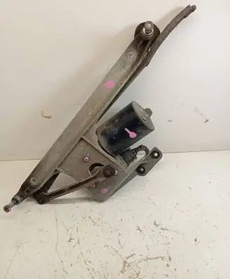 Saab 900 Front wiper linkage 