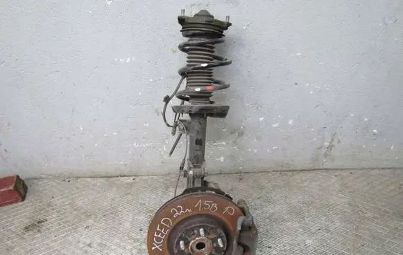 KIA Xceed Front wheel hub spindle knuckle