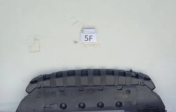 Renault Austral Engine splash shield/under tray 626537858R