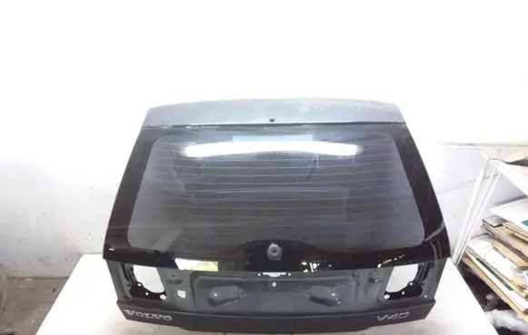 Volvo S40, V40 Tailgate/trunk/boot lid
